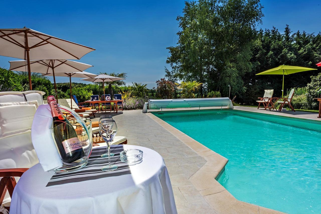 Domaine Du Bois Des Anges Bed and Breakfast Germigny-l'Eveque Eksteriør billede