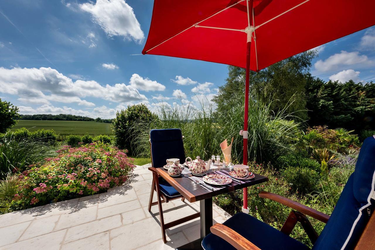 Domaine Du Bois Des Anges Bed and Breakfast Germigny-l'Eveque Eksteriør billede